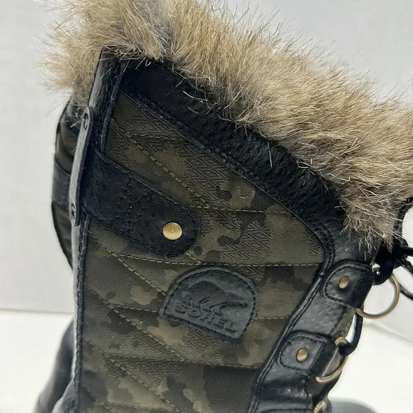 Sorel Tofino II Faux Fur Waterproof Lace Up Snow Winter Boots Camo Green Size 8 - Picture 3 of 9